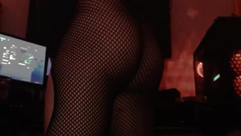 whoknowssss99 online show from 11-02-25, 12:57