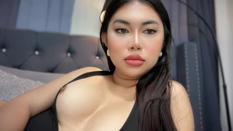 Sofia online show from 12-18-25, 12:27