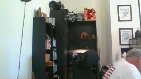 whs4fem online show from 04-10-26, 11:31