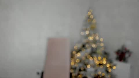 Veronica online show from 12-26-24, 01:54