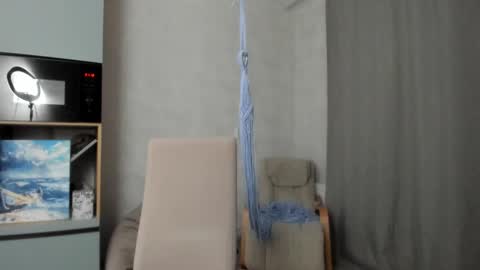 Veronica online show from 10-12-25, 06:18