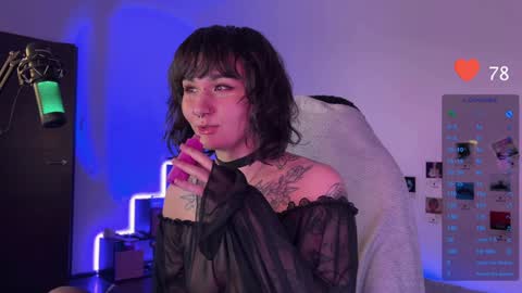 Snapshot of whysosweet chatting on 01-06-25, 12:16 iggy iggz online show from 01-06-25, 12:16