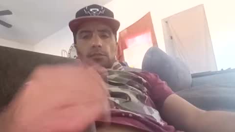 whyyuhcare7022 online show from 11-20-25, 10:20