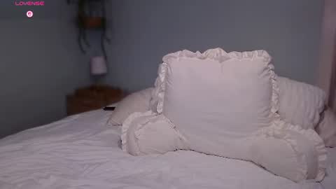WickedWifeXO online show from 06-12-26, 01:26