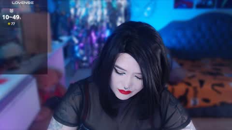 Laura  online show from 01-25-25, 08:00