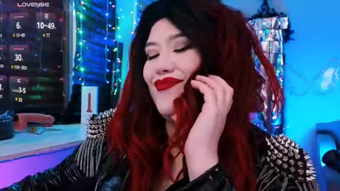 Laura  online show from 02-19-25, 05:27