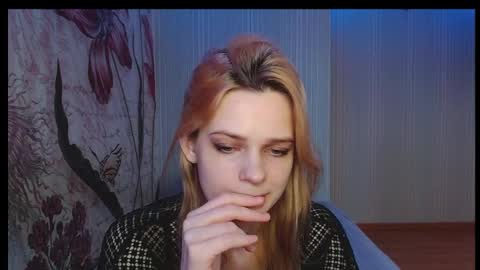 Snapshot of wicky_hey chatting on 03-02-26, 07:15 Victoria online show from 03-02-26, 07:15