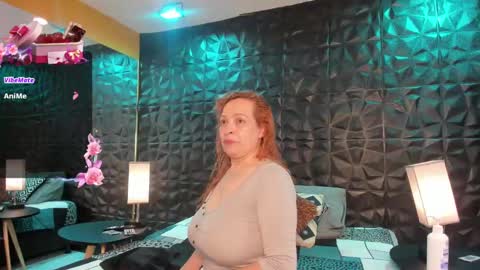Snapshot of wife_mature chatting on 12-29-24, 12:45 sussy online show from 12-29-24, 12:45