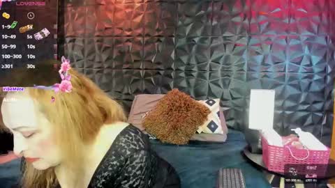 Snapshot of wife_mature chatting on 01-07-25, 12:31 sussy online show from 01-07-25, 12:31