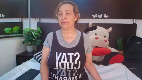 Snapshot of wife_mature chatting on 06-29-26, 12:05 sussy online show from 06-29-26, 12:05