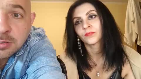 WikiBitch online show from 11-08-25, 12:22