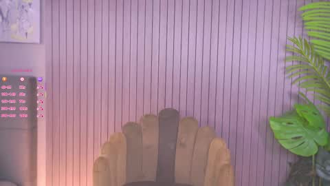 Snapshot of wild_hearttt chatting on 11-02-25, 07:22 Audrey online show from 11-02-25, 07:22