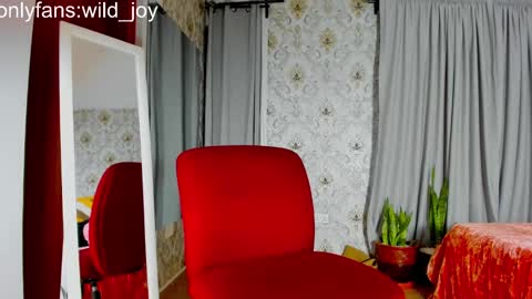 Snapshot of wild_joy chatting on 02-15-25, 04:58 wild_joy online show from 02-15-25, 04:58