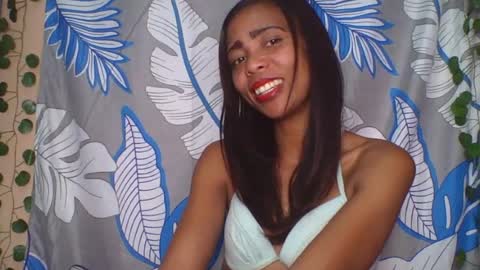 Snapshot of wildah chatting on 06-15-26, 05:37 wildah online show from 06-15-26, 05:37