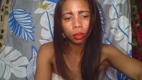 Snapshot of wildah chatting on 06-18-26, 07:52 wildah online show from 06-18-26, 07:52