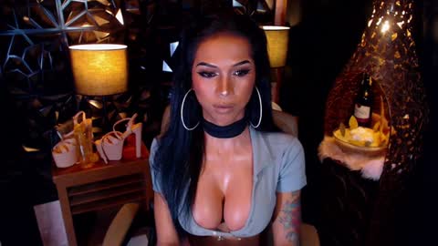 Snapshot of wildara chatting on 01-21-25, 01:11 wildara online show from 01-21-25, 01:11