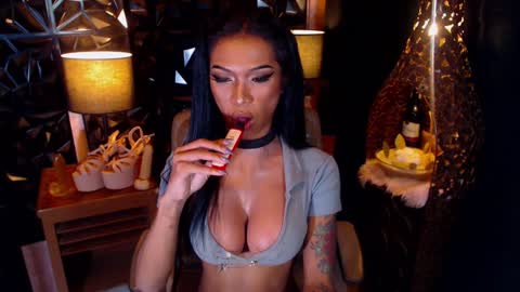 Snapshot of wildara chatting on 01-25-25, 01:30 wildara online show from 01-25-25, 01:30