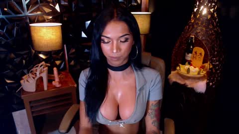 Snapshot of wildara chatting on 02-05-25, 03:31 wildara online show from 02-05-25, 03:31