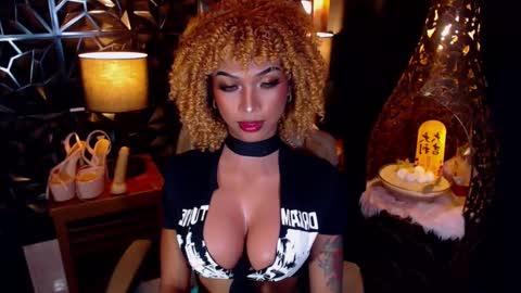 Snapshot of wildara chatting on 03-03-25, 07:21 wildara online show from 03-03-25, 07:21