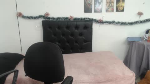 wildbarbie6 online show from 12-28-24, 12:57