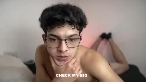 WildDesire online show from 04-29-26, 03:54