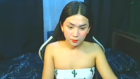 wildhot_francine4uxxx online show from 02-04-26, 10:21