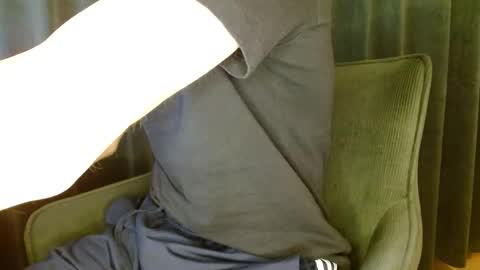 Snapshot of wildjerk91 chatting on 10-20-25, 12:11 wildjerk91 online show from 10-20-25, 12:11