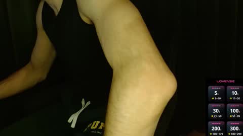 Snapshot of wildjerk91 chatting on 11-12-25, 08:30 wildjerk91 online show from 11-12-25, 08:30