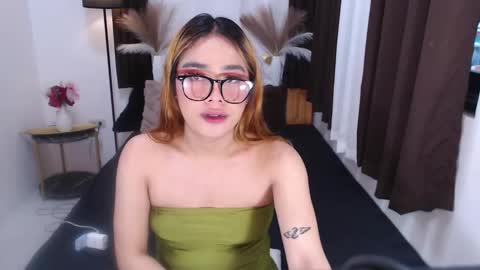 Snapshot of wildsassy0719 chatting on 12-27-24, 02:58 shea online show from 12-27-24, 02:58