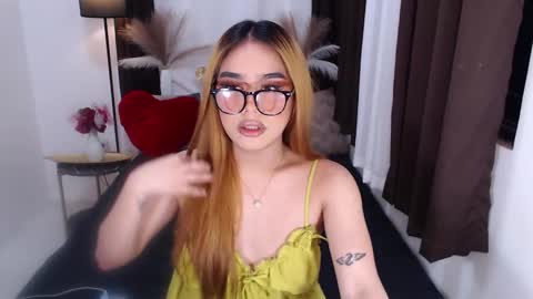 Snapshot of wildsassy0719 chatting on 12-29-24, 06:27 shea online show from 12-29-24, 06:27