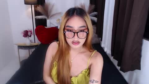 Snapshot of wildsassy0719 chatting on 12-29-24, 09:30 shea online show from 12-29-24, 09:30