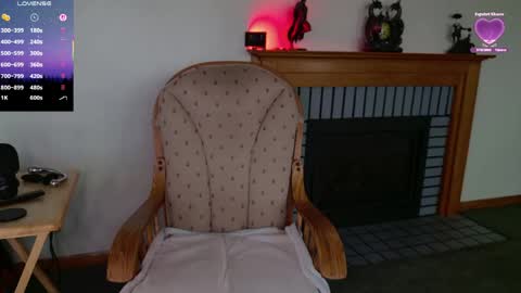 Snapshot of wildsouthernpeach chatting on 04-29-26, 05:30 Ivy online show from 04-29-26, 05:30