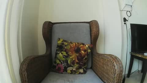 Snapshot of wildstrawberry30 chatting on 02-02-25, 08:30 Wild Strawberry online show from 02-02-25, 08:30