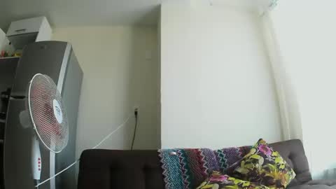 Snapshot of wildstrawberry30 chatting on 03-02-25, 10:38 Wild Strawberry online show from 03-02-25, 10:38