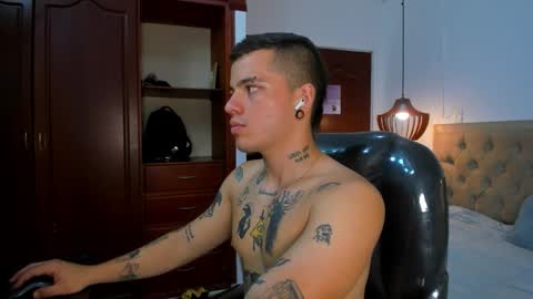 wild online show from 09-29-25, 03:55