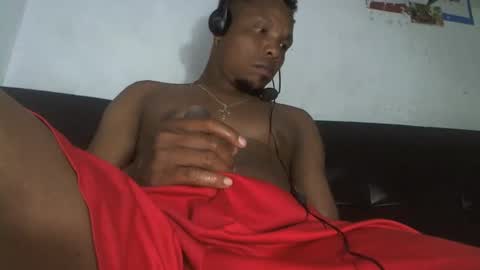 Snapshot of wilfer484725 chatting on 03-06-25, 01:58 wilfer online show from 03-06-25, 01:58