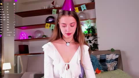 Anna online show from 09-26-25, 03:16