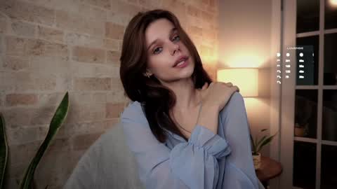 Eva online show from 01-25-25, 01:10