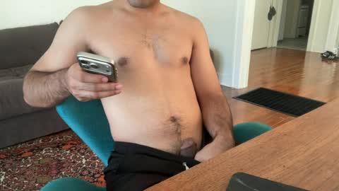 Snapshot of willfuckdudes chatting on 06-14-26, 07:27 willfuckdudes online show from 06-14-26, 07:27