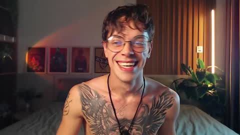 William online show from 04-10-26, 03:06