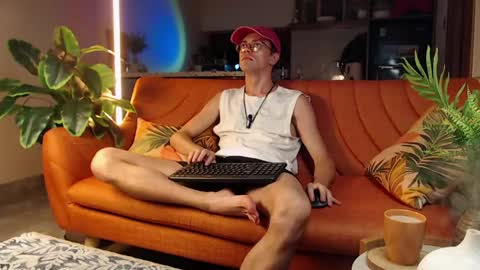 William online show from 04-15-26, 02:24