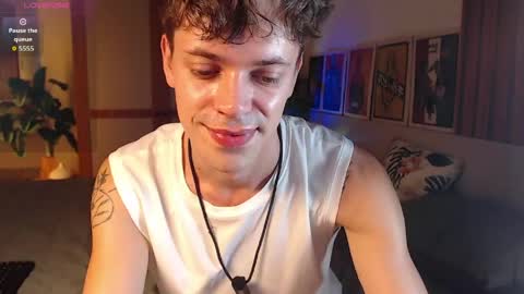 William online show from 05-20-26, 01:17