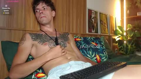 William online show from 07-18-26, 11:47
