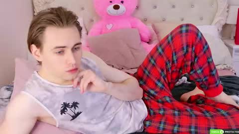 William online show from 04-02-26, 03:15
