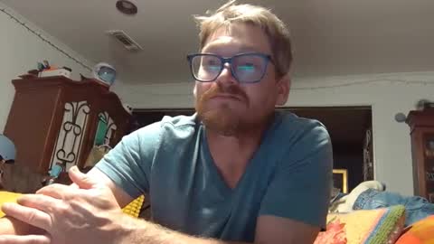 William online show from 10-24-25, 05:59