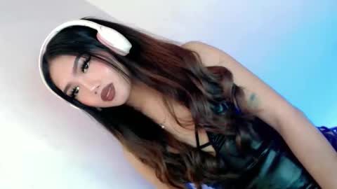 LE XI online show from 12-04-25, 02:37