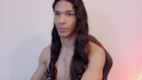 Snapshot of willy_veins chatting on 05-10-26, 05:01 willy_veins online show from 05-10-26, 05:01