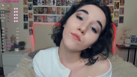 Amalia and Mia online show from 12-03-24, 12:38