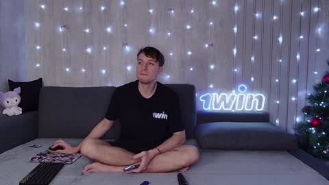 Snapshot of wineandboobs chatting on 12-31-24, 10:15 wineandboobs online show from 12-31-24, 10:15