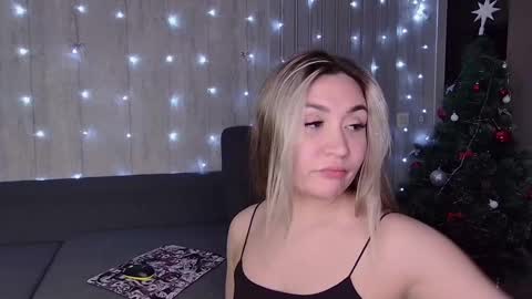 Snapshot of wineandboobs chatting on 02-20-25, 06:35 wineandboobs online show from 02-20-25, 06:35